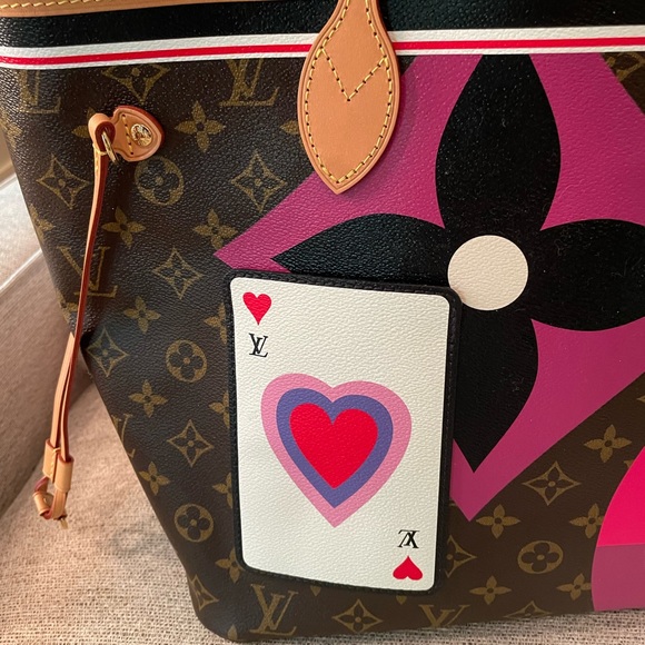 Louis Vuitton❌SOLD❌ ‘Game On’ Shoulder Bag - Picture 5 of 15